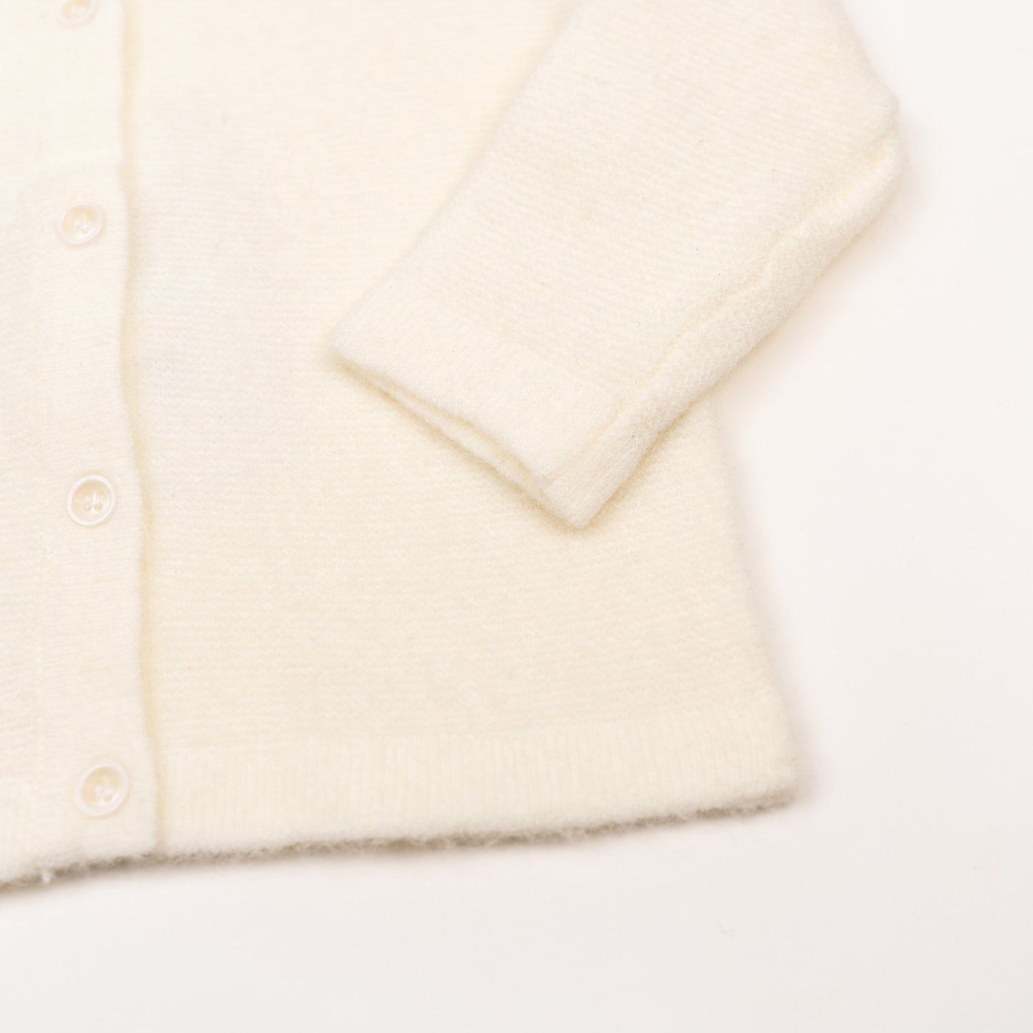 Cardigan basic con bottoncini Bianco